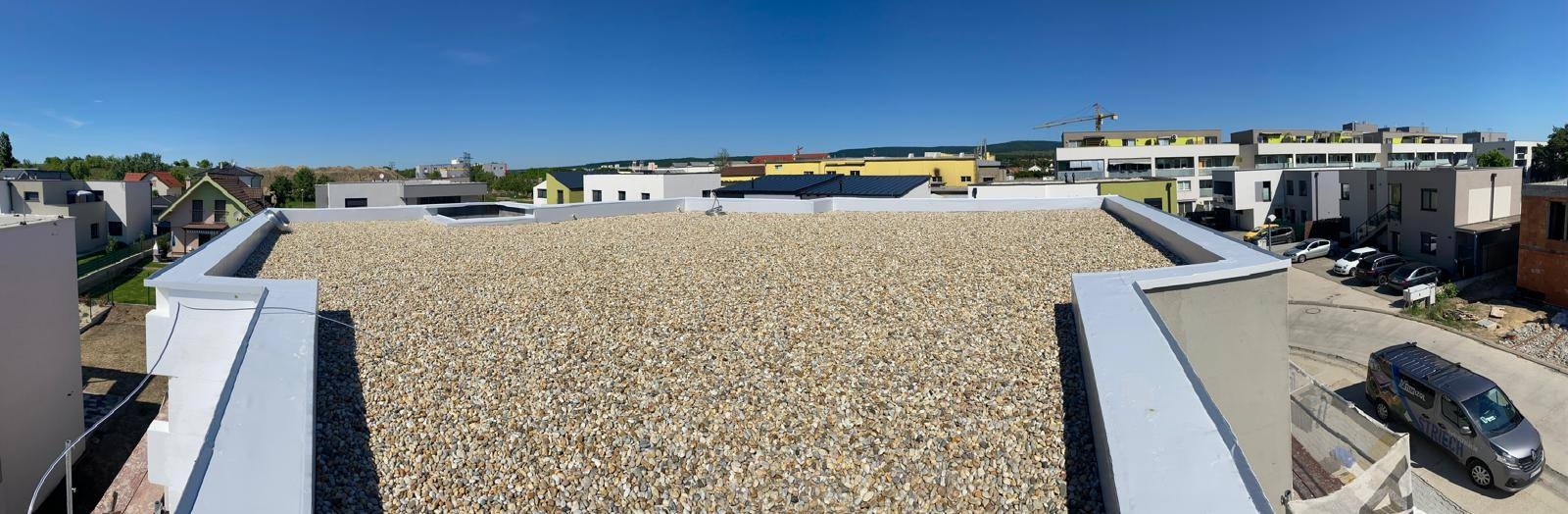 Plochá strecha so štrkom